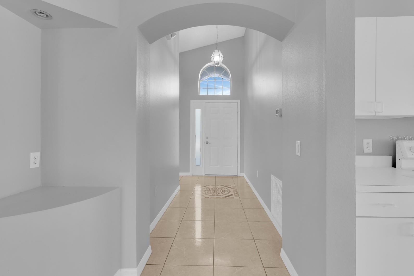 Image 31 of 49 For 664 Eagle Pointe S