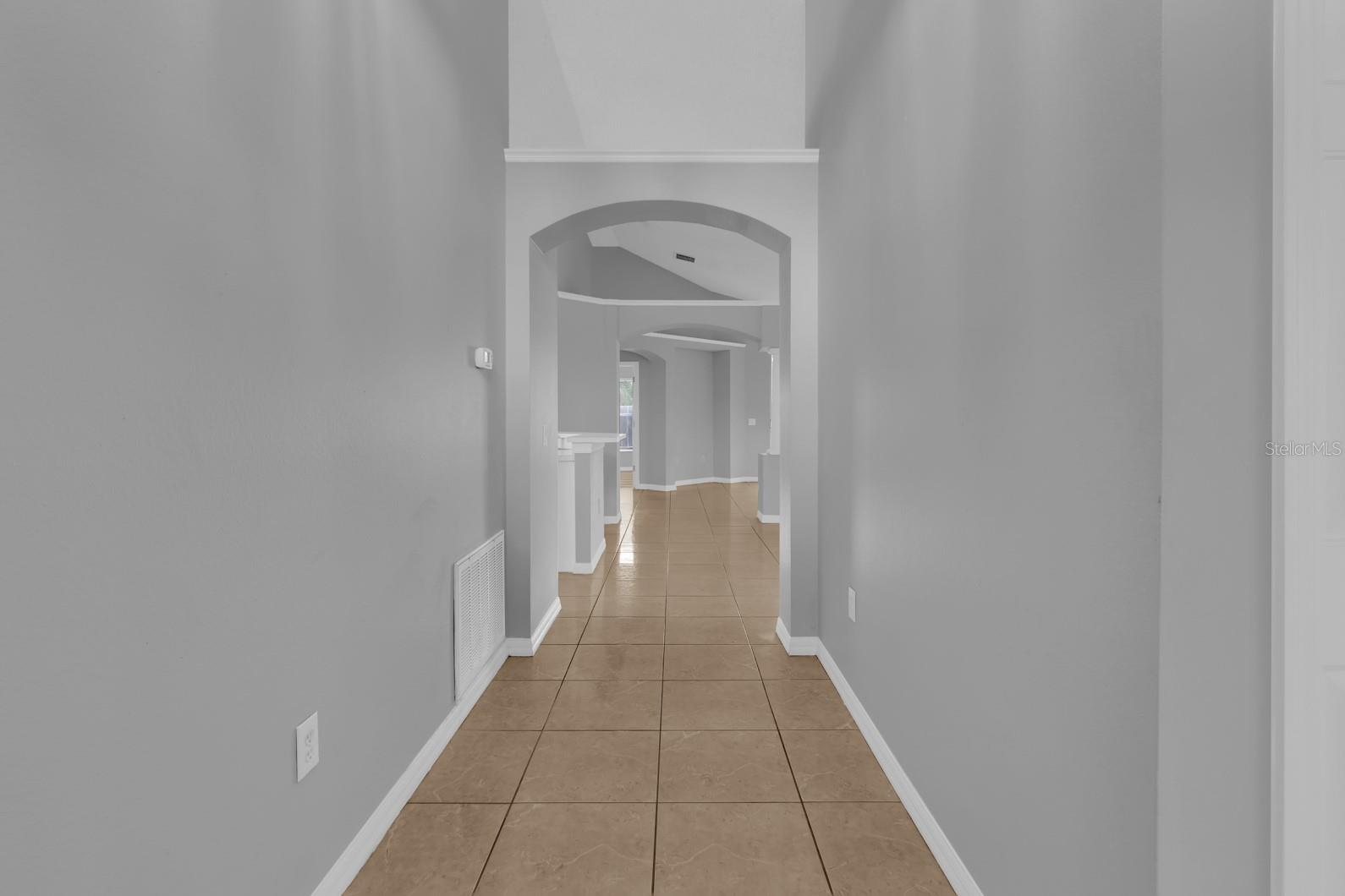 Image 42 of 49 For 664 Eagle Pointe S