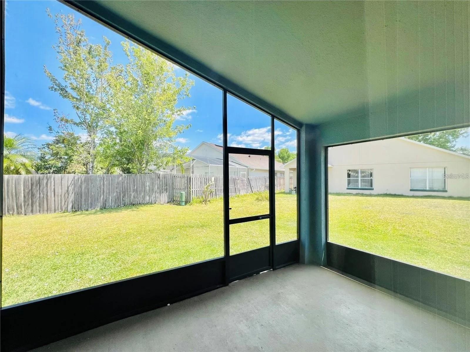 Image 5 of 49 For 664 Eagle Pointe S