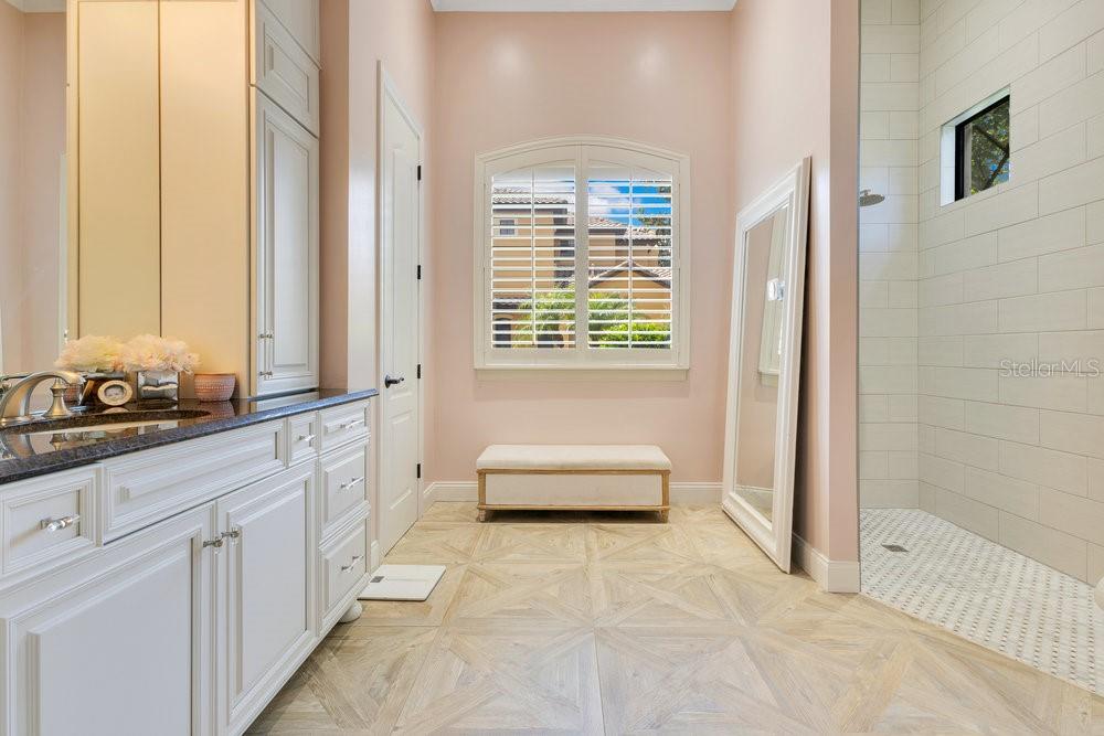 Image 48 of 84 For 6761 Valhalla Way