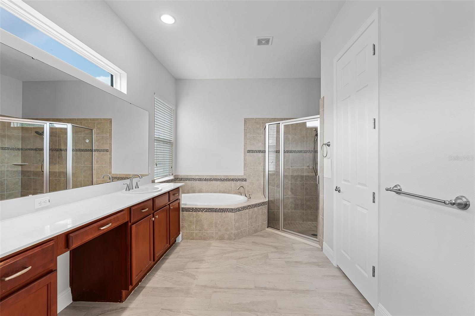 Image 32 of 73 For 1110 Terralago Way