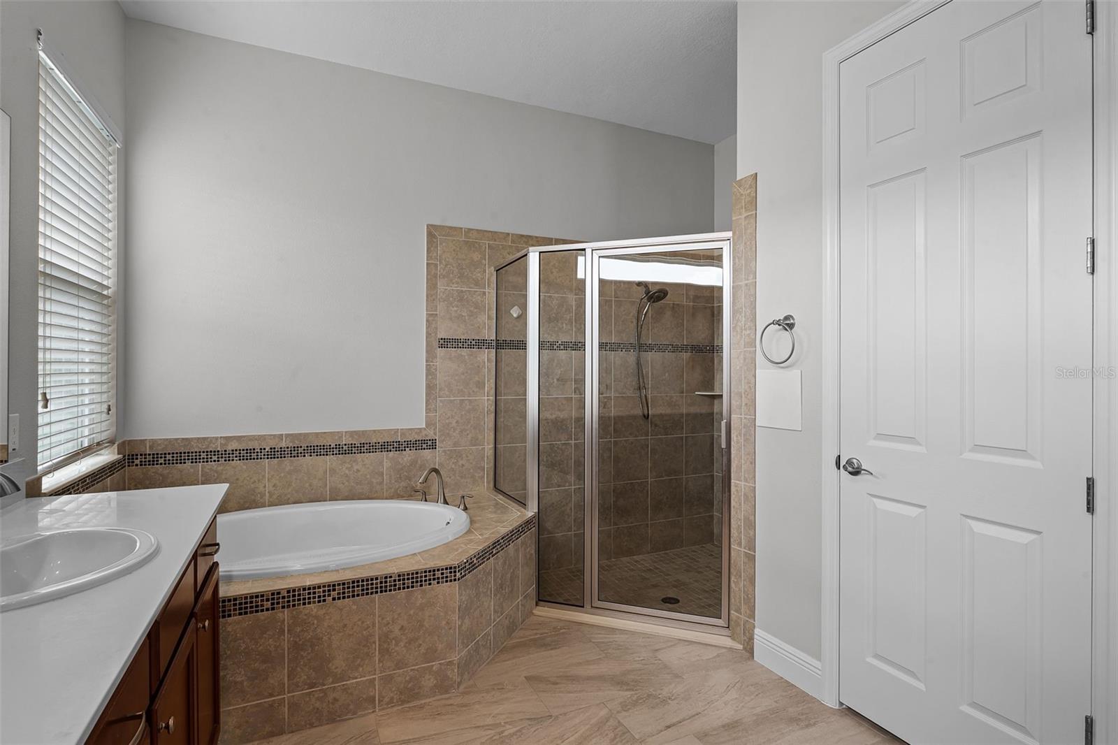 Image 34 of 73 For 1110 Terralago Way