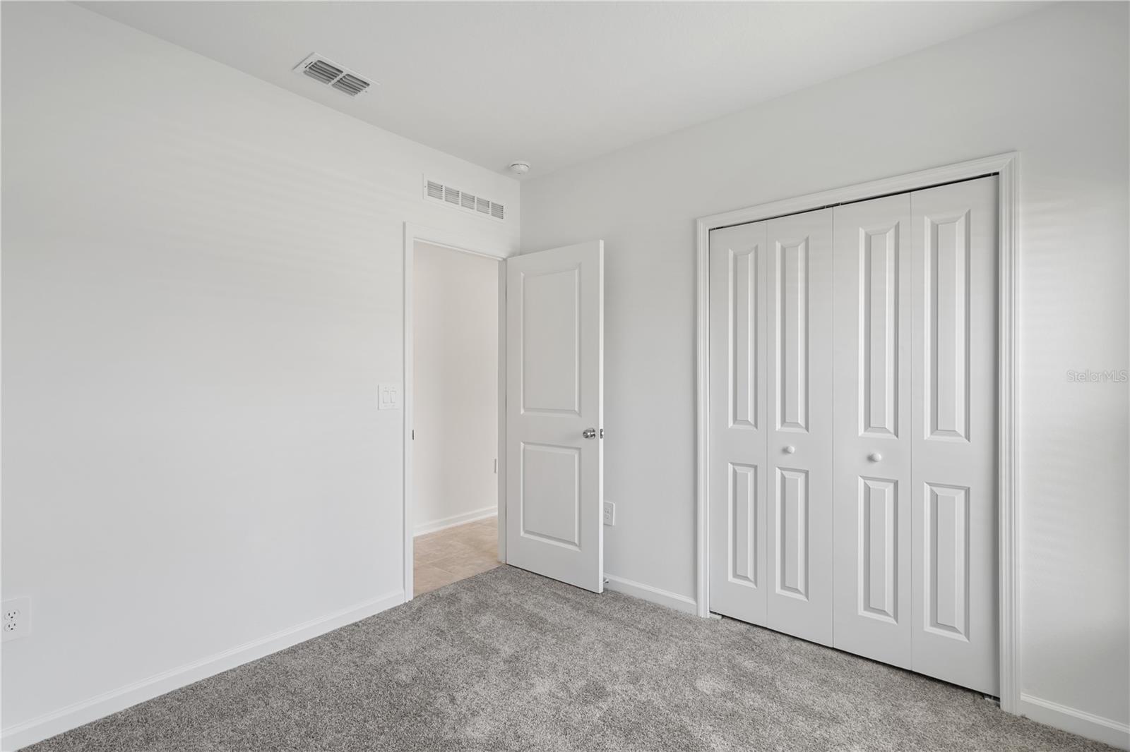 Image 21 of 32 For 4980 Worchester Drive