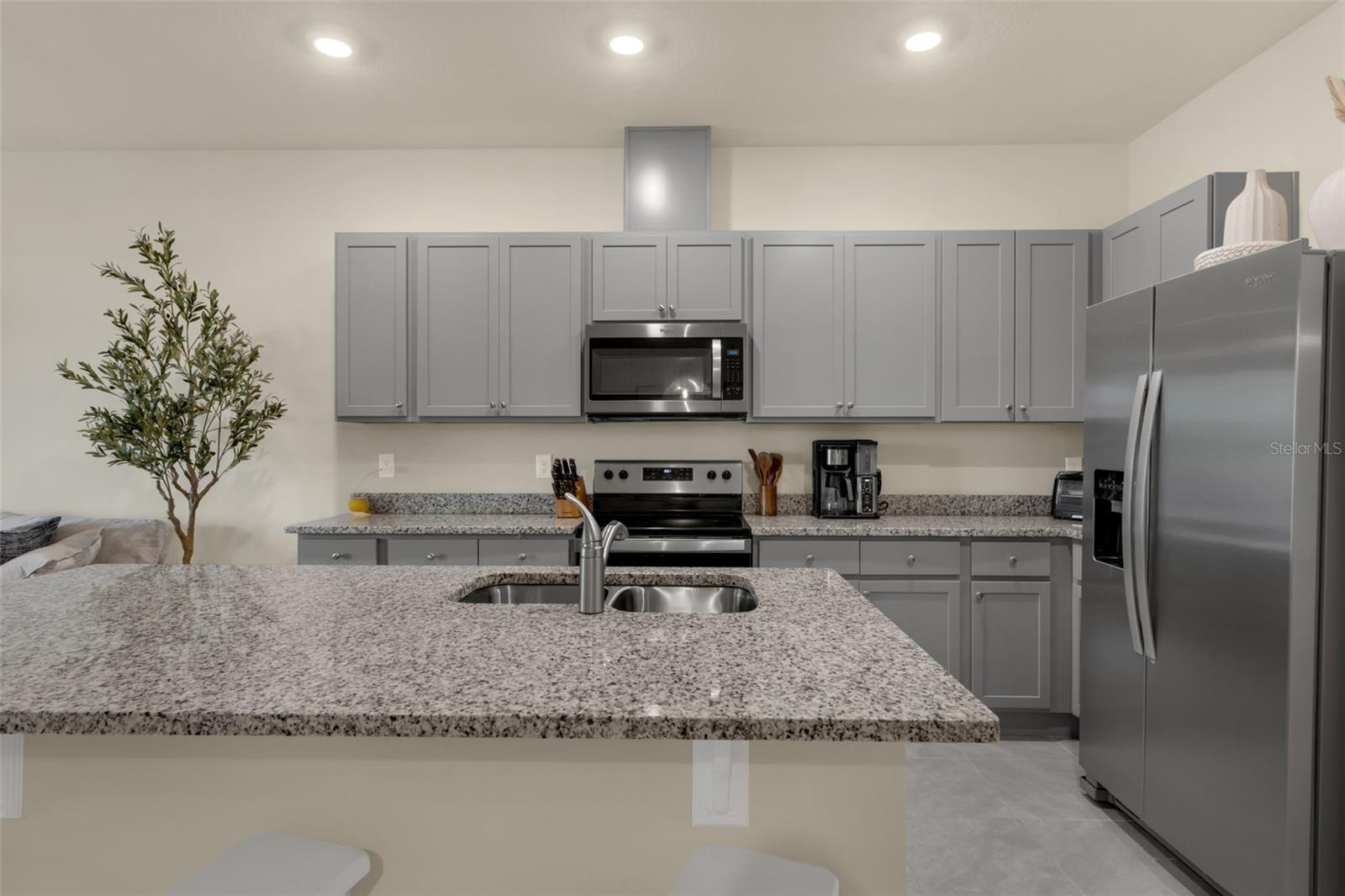 Image 4 of 17 For 1219 Lido Dr