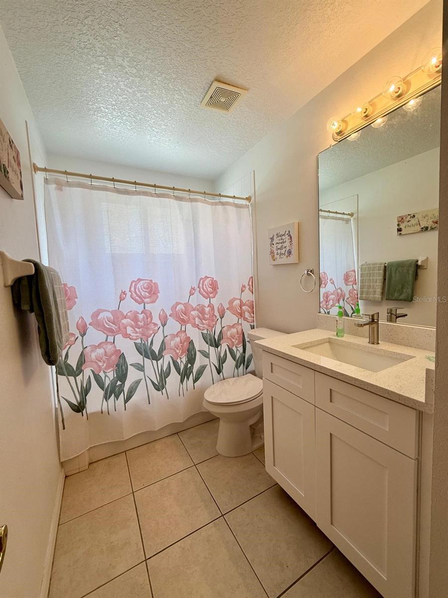 Image 7 of 16 For 8705 Knightsbridge Court D