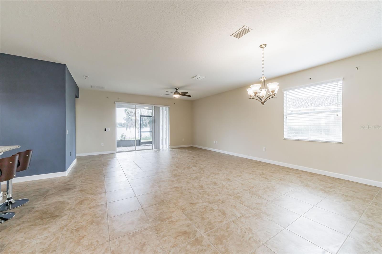 Image 10 of 39 For 2017 Lake Side Avenue
