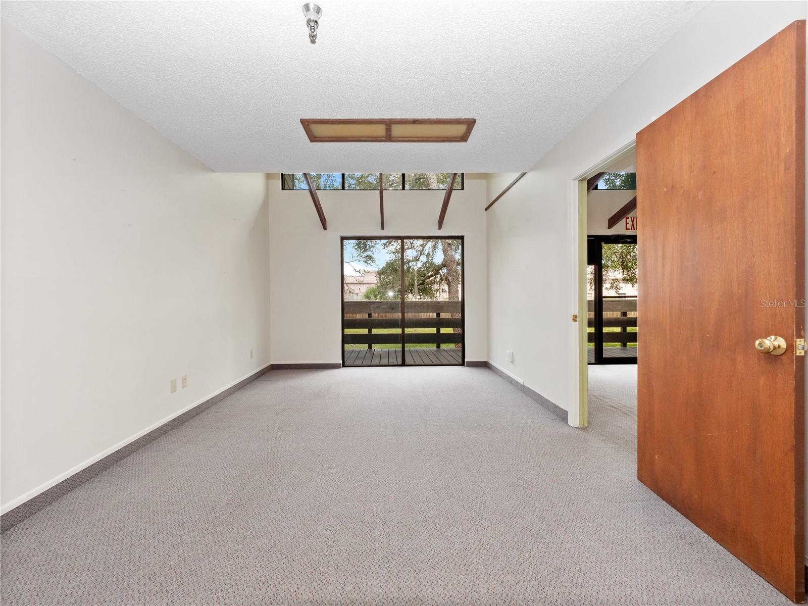 Image 20 of 55 For 5037 North Lane