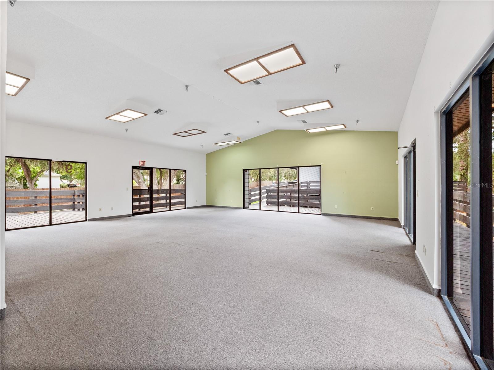 Image 26 of 55 For 5037 North Lane