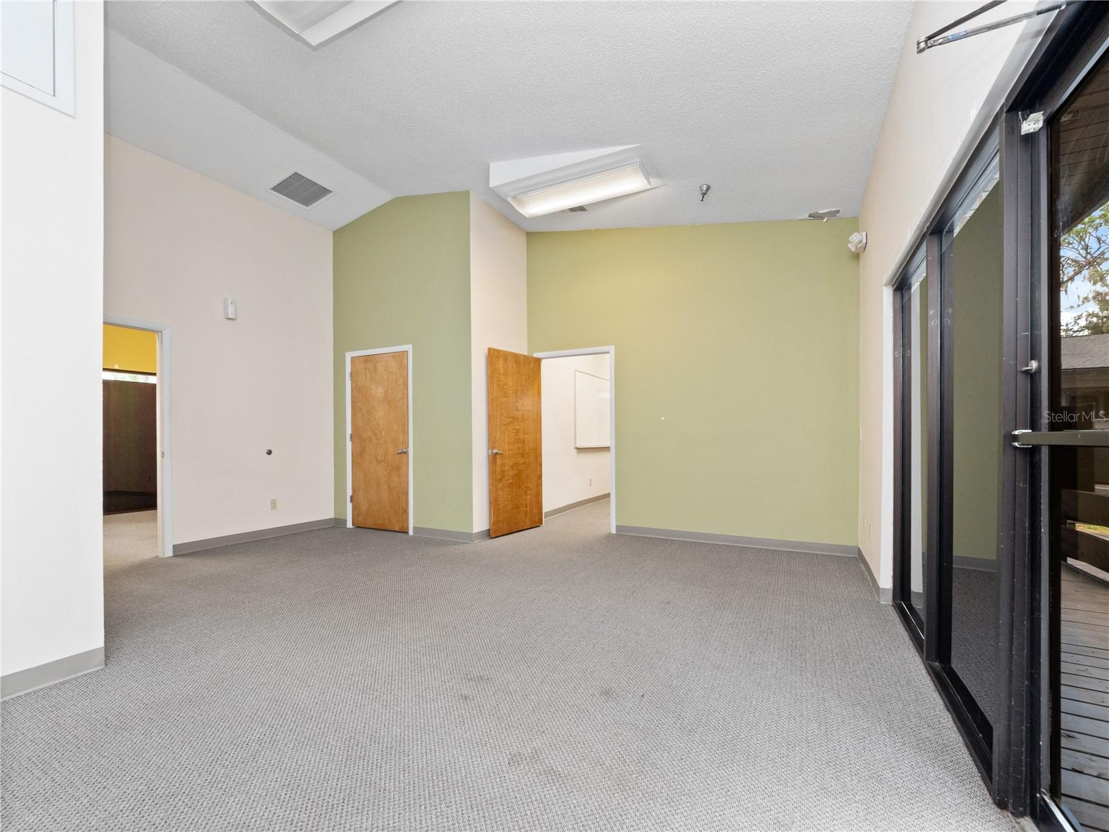 Image 39 of 55 For 5037 North Lane