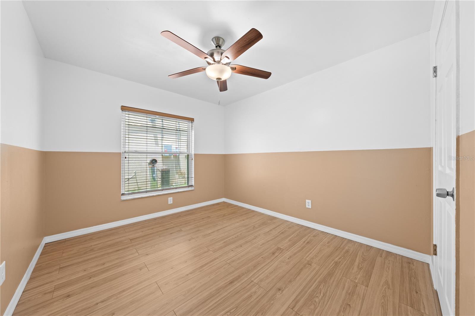 Image 30 of 49 For 8322 Cascade Oaks Drive