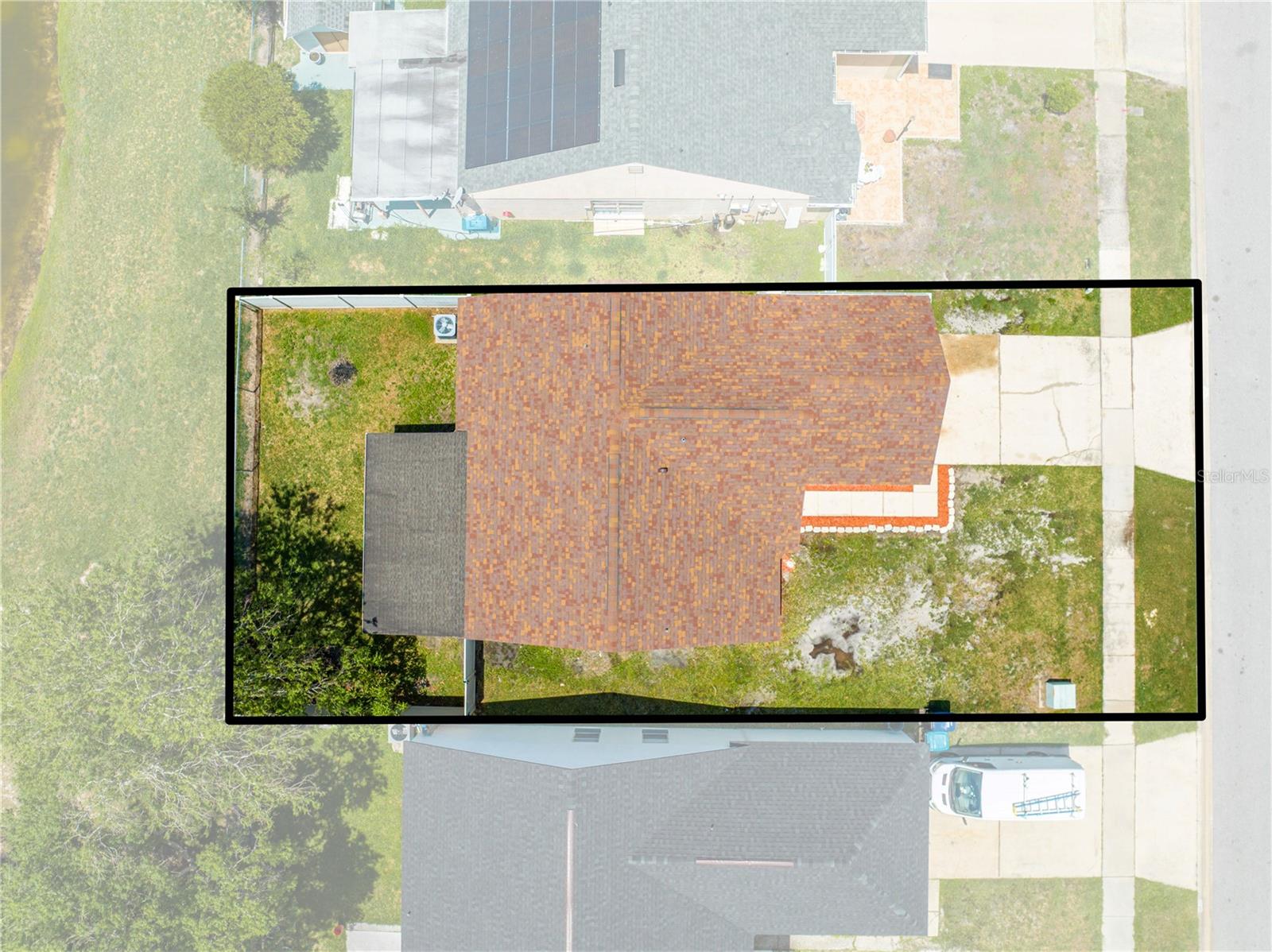 Image 37 of 49 For 8322 Cascade Oaks Drive