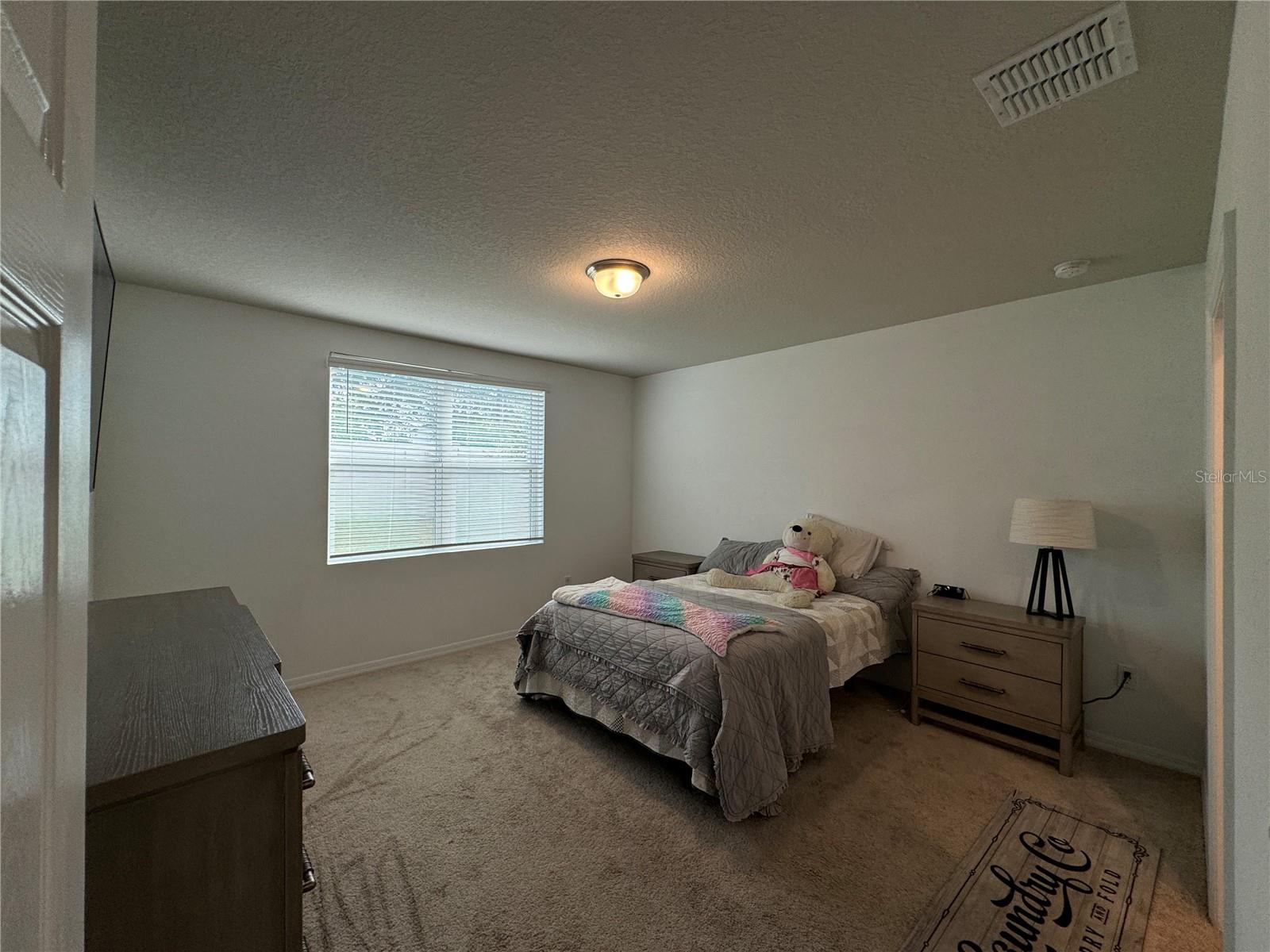 Listing photo id 10 for 3108 Cassidy Lane