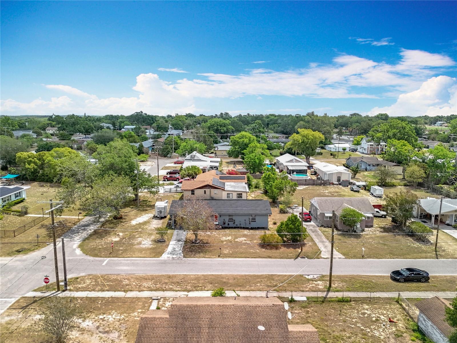 Image 29 of 48 For 320 Seminole Avenue
