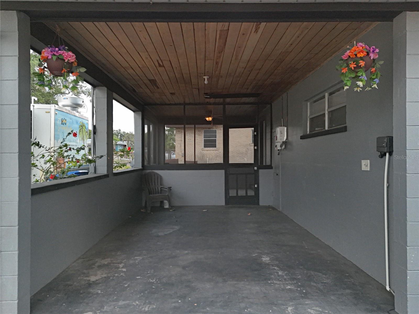 Image 3 of 48 For 320 Seminole Avenue