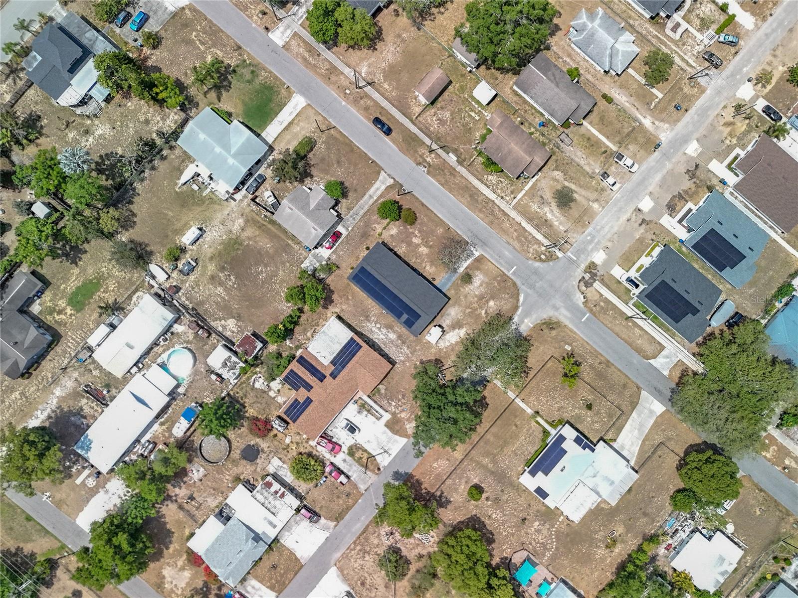 Image 36 of 48 For 320 Seminole Avenue