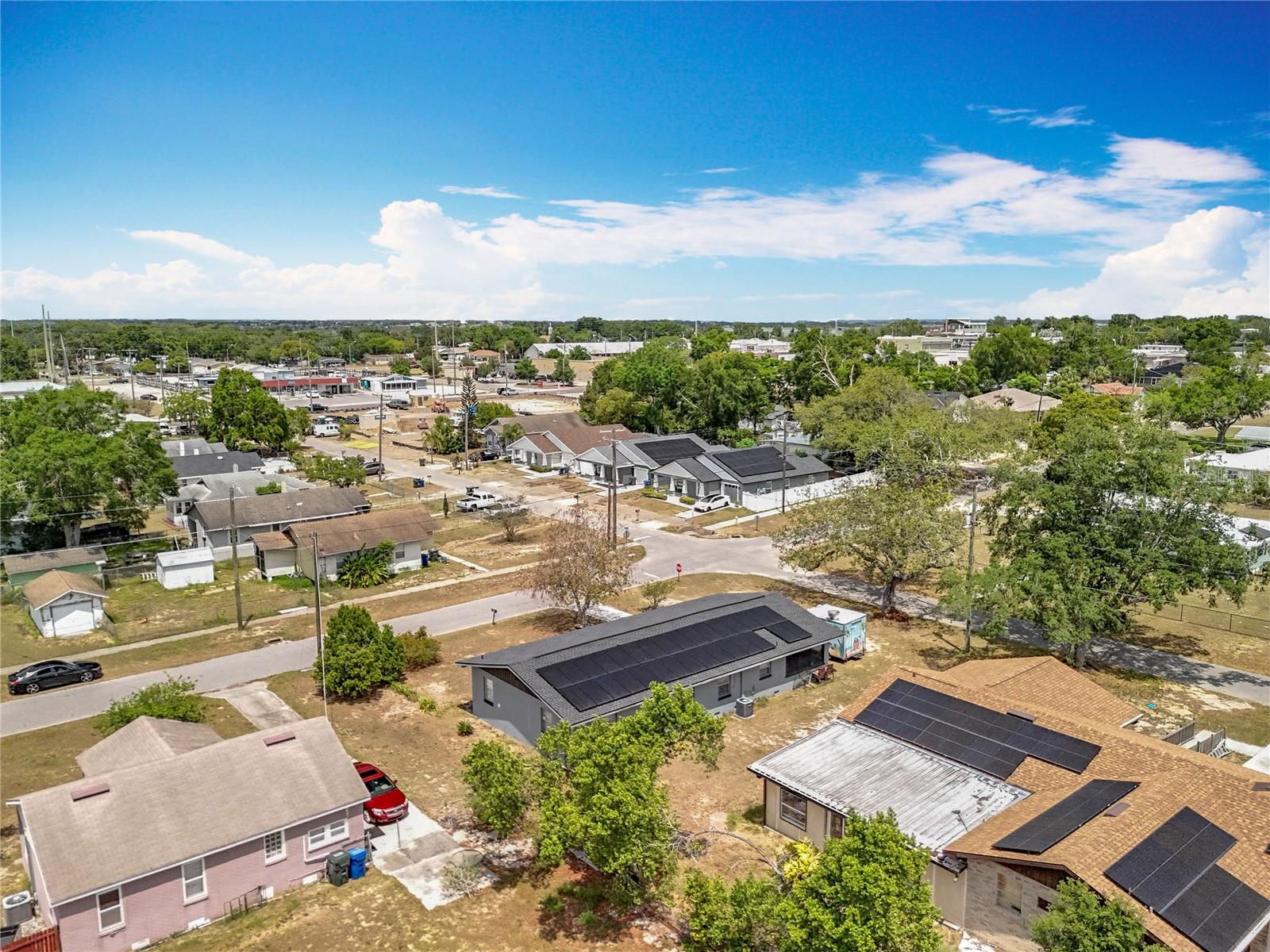 Image 39 of 48 For 320 Seminole Avenue