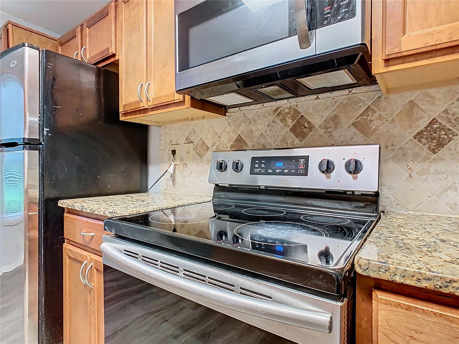 Image 13 of 45 For 7865 Sugar View Court 7865