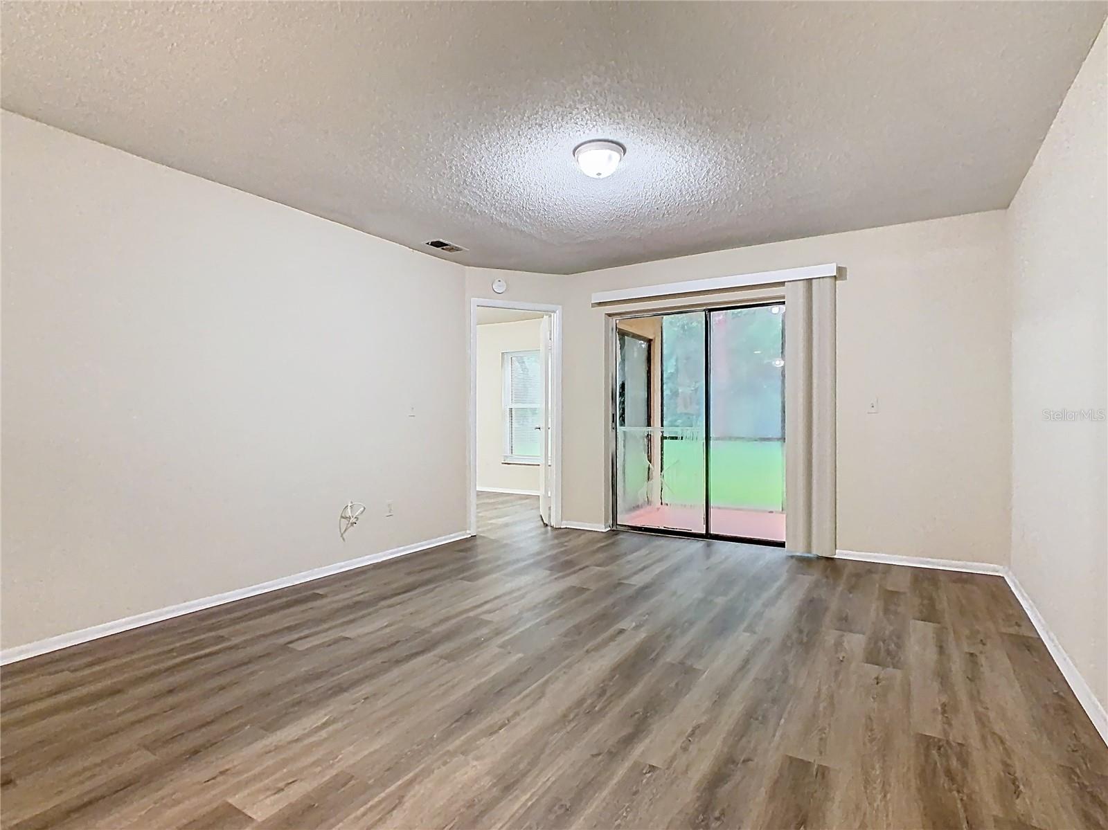 Image 22 of 45 For 7865 Sugar View Court 7865