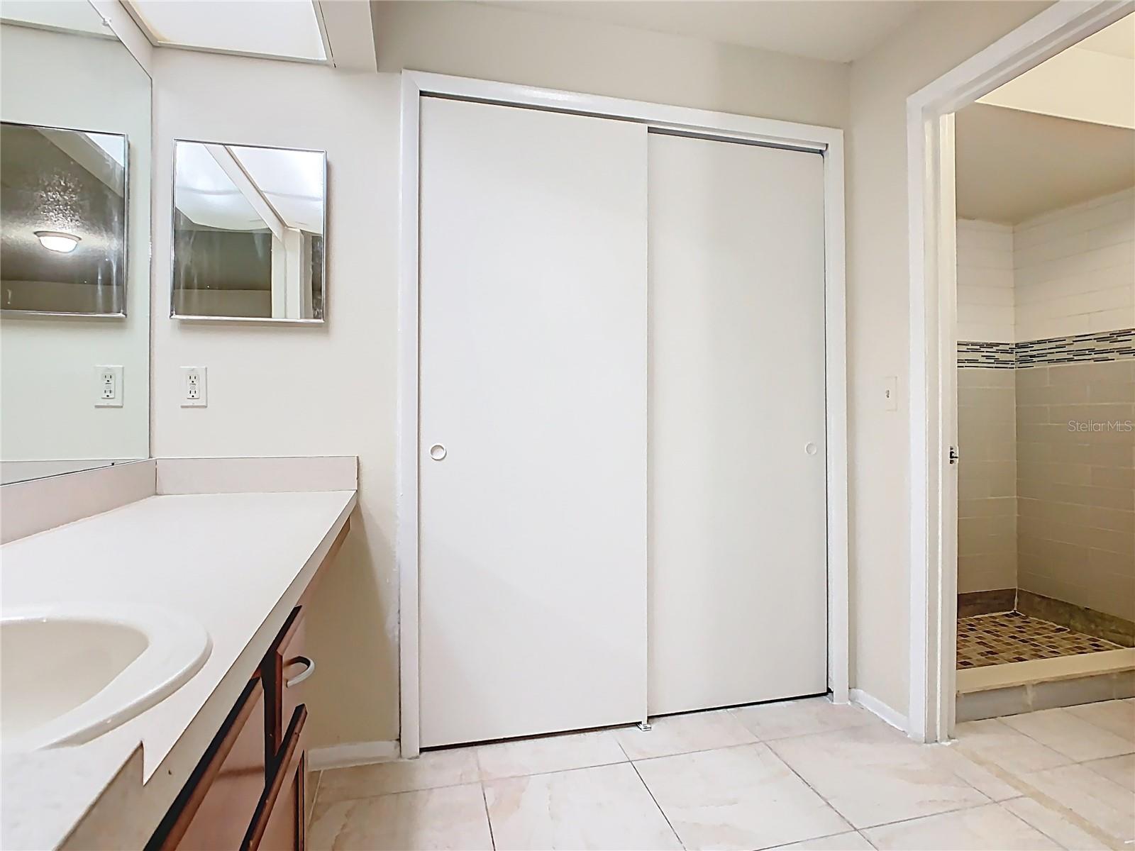 Image 32 of 45 For 7865 Sugar View Court 7865