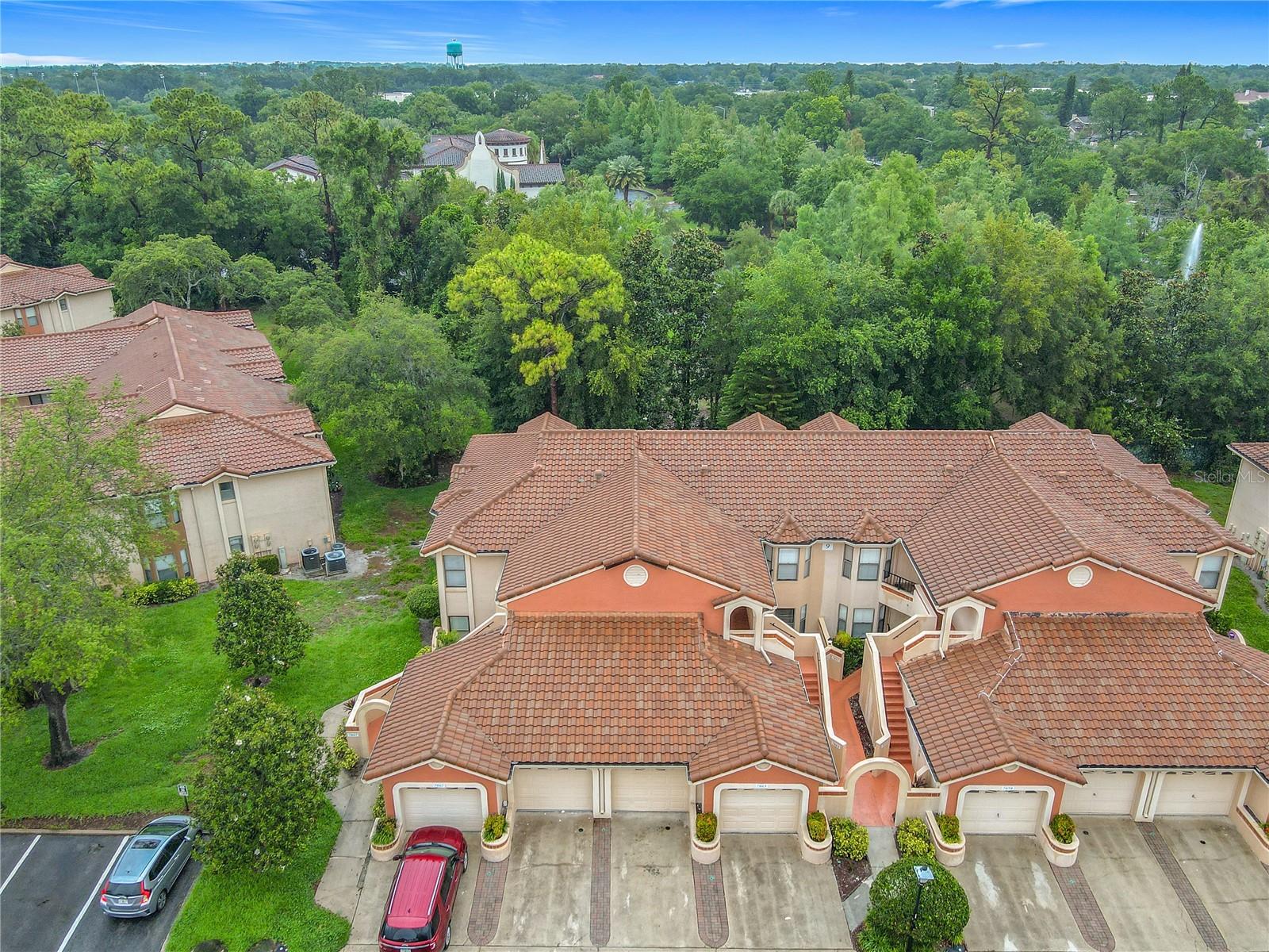 Image 4 of 45 For 7865 Sugar View Court 7865