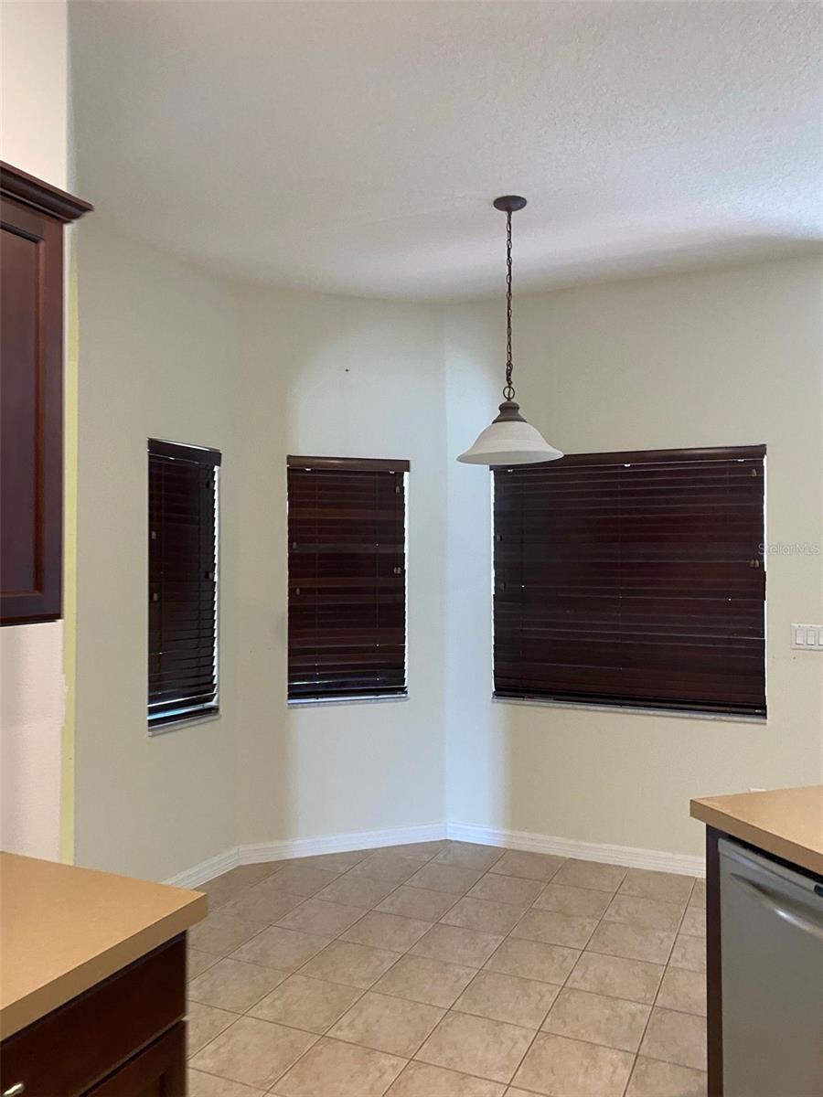 Image 4 of 9 For 2707 Patrician Circle