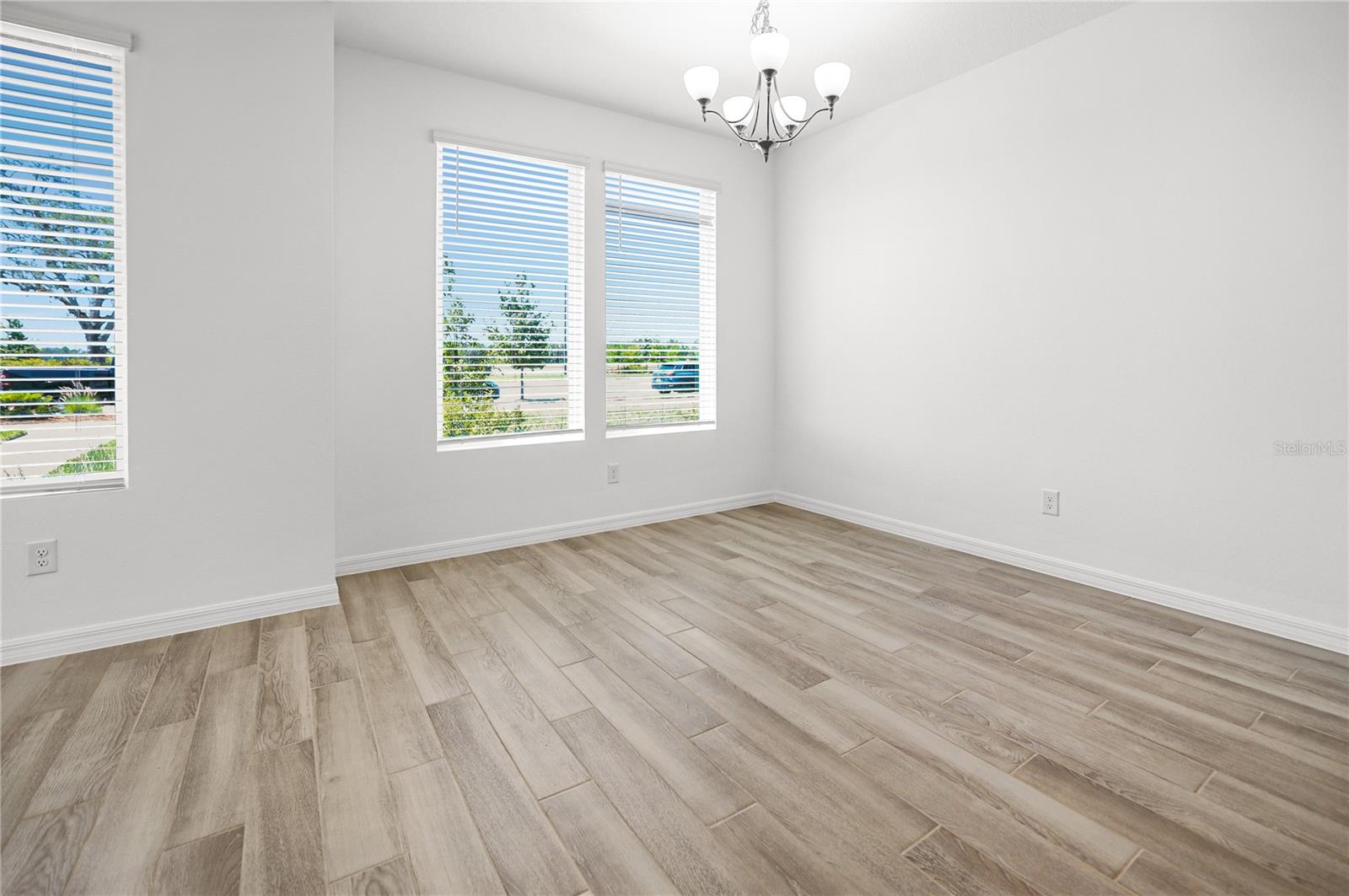 Image 18 of 22 For 6501 Cyrils Drive