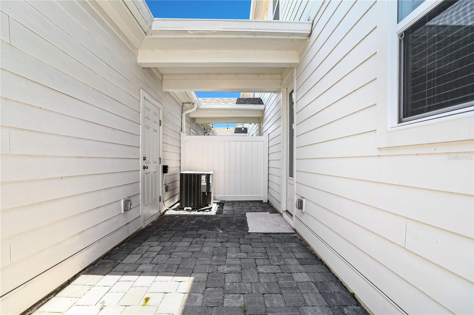 Image 20 of 22 For 6501 Cyrils Drive