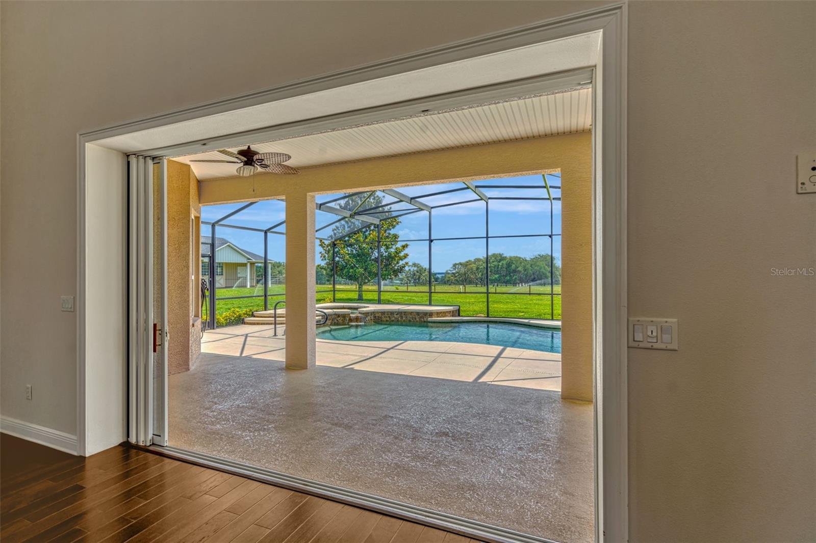 Image 14 of 100 For 2350 Bradbury Road