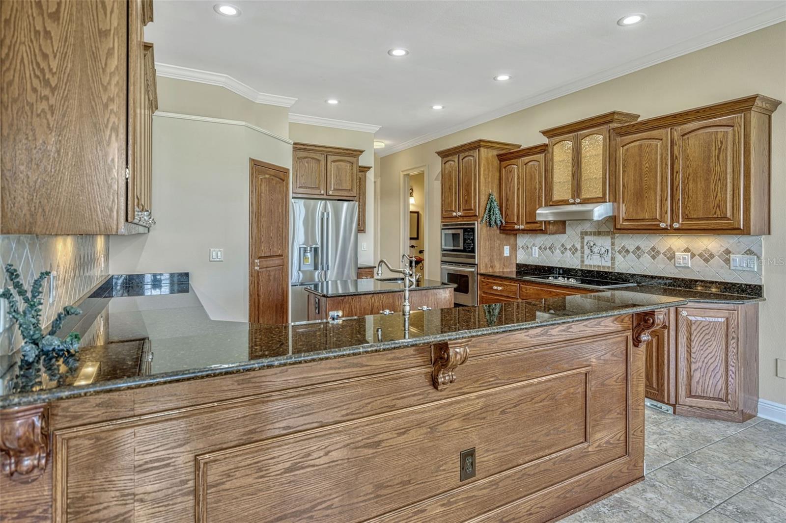 Image 16 of 100 For 2350 Bradbury Road