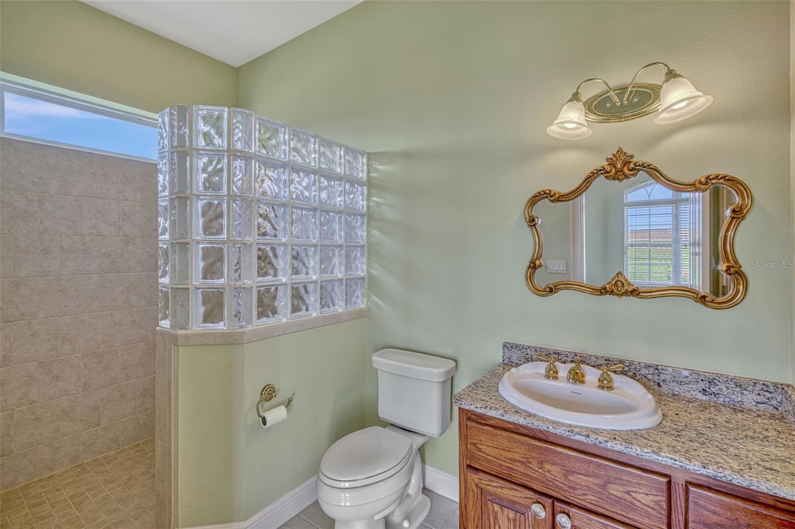 Image 35 of 100 For 2350 Bradbury Road