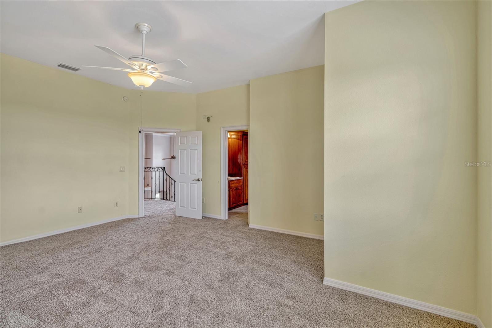 Image 43 of 100 For 2350 Bradbury Road