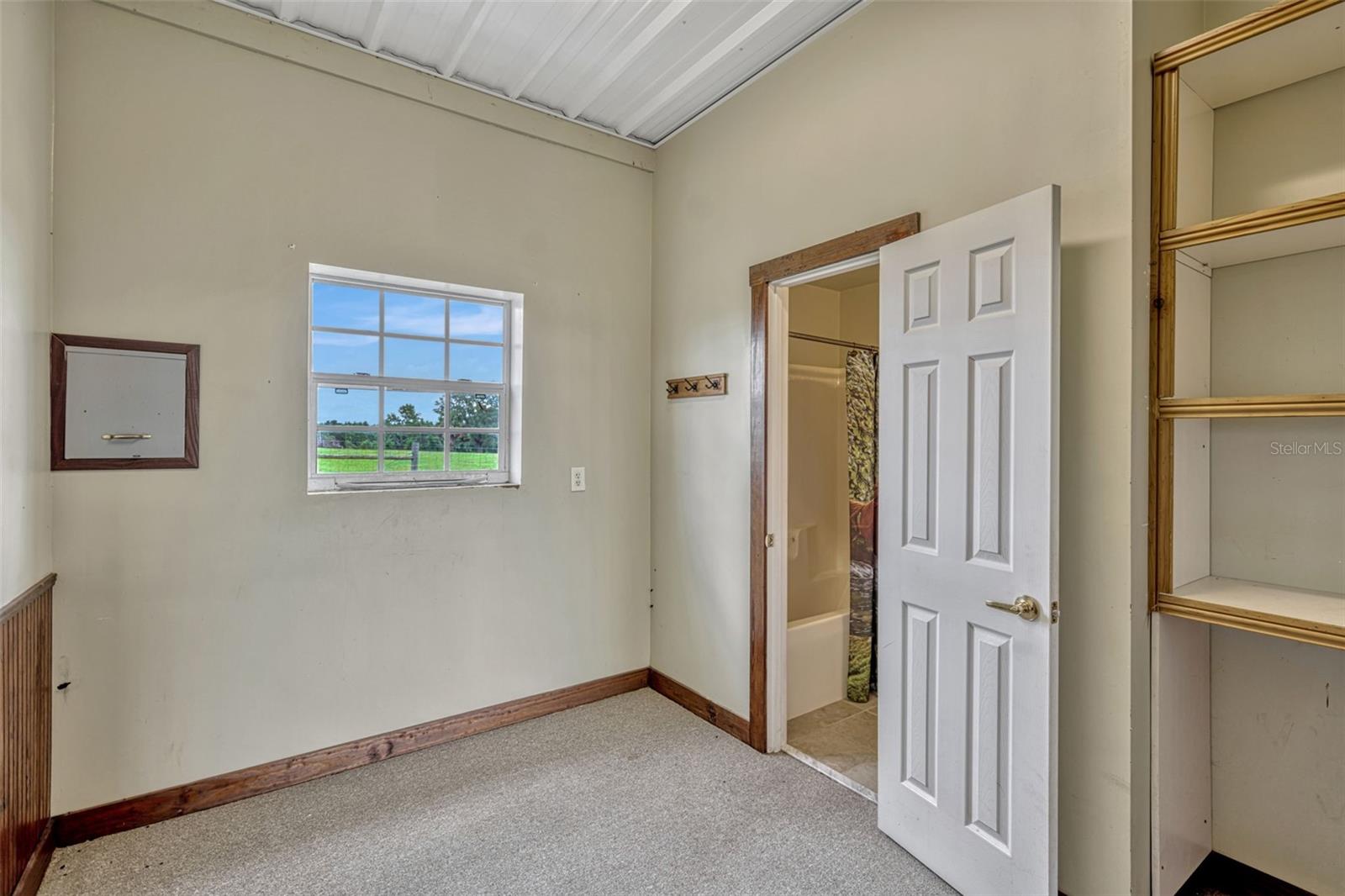 Image 67 of 100 For 2350 Bradbury Road