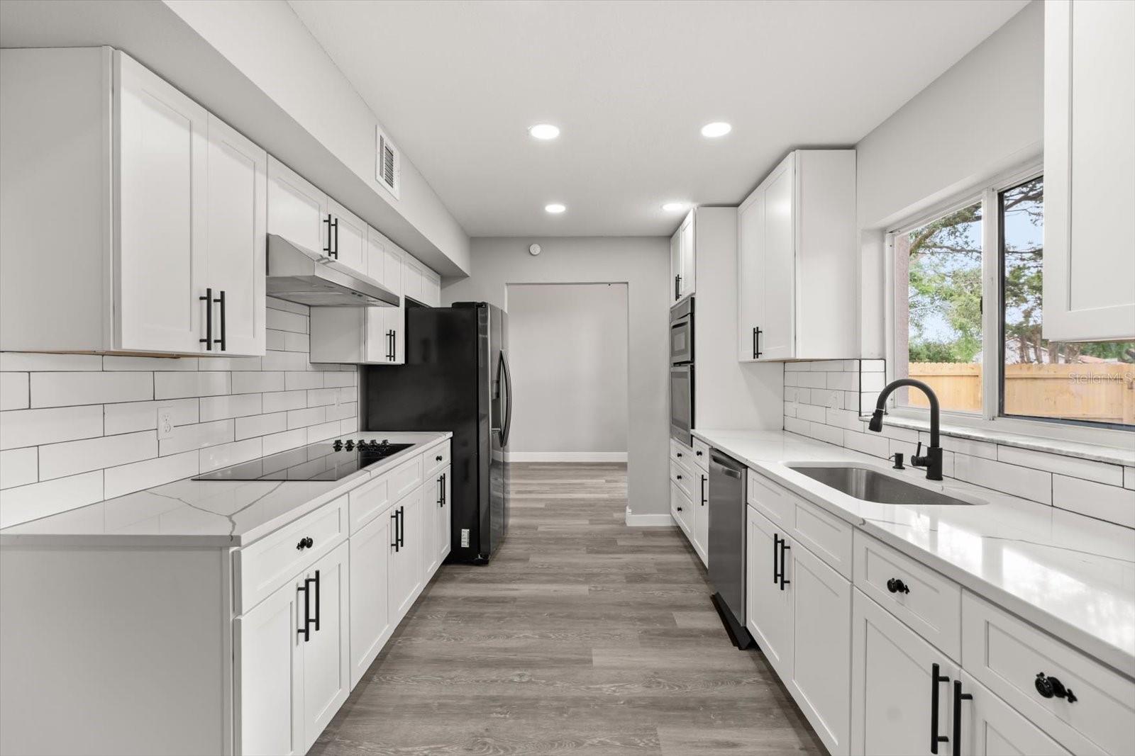 Image 16 of 46 For 2421 Deermeadow Drive