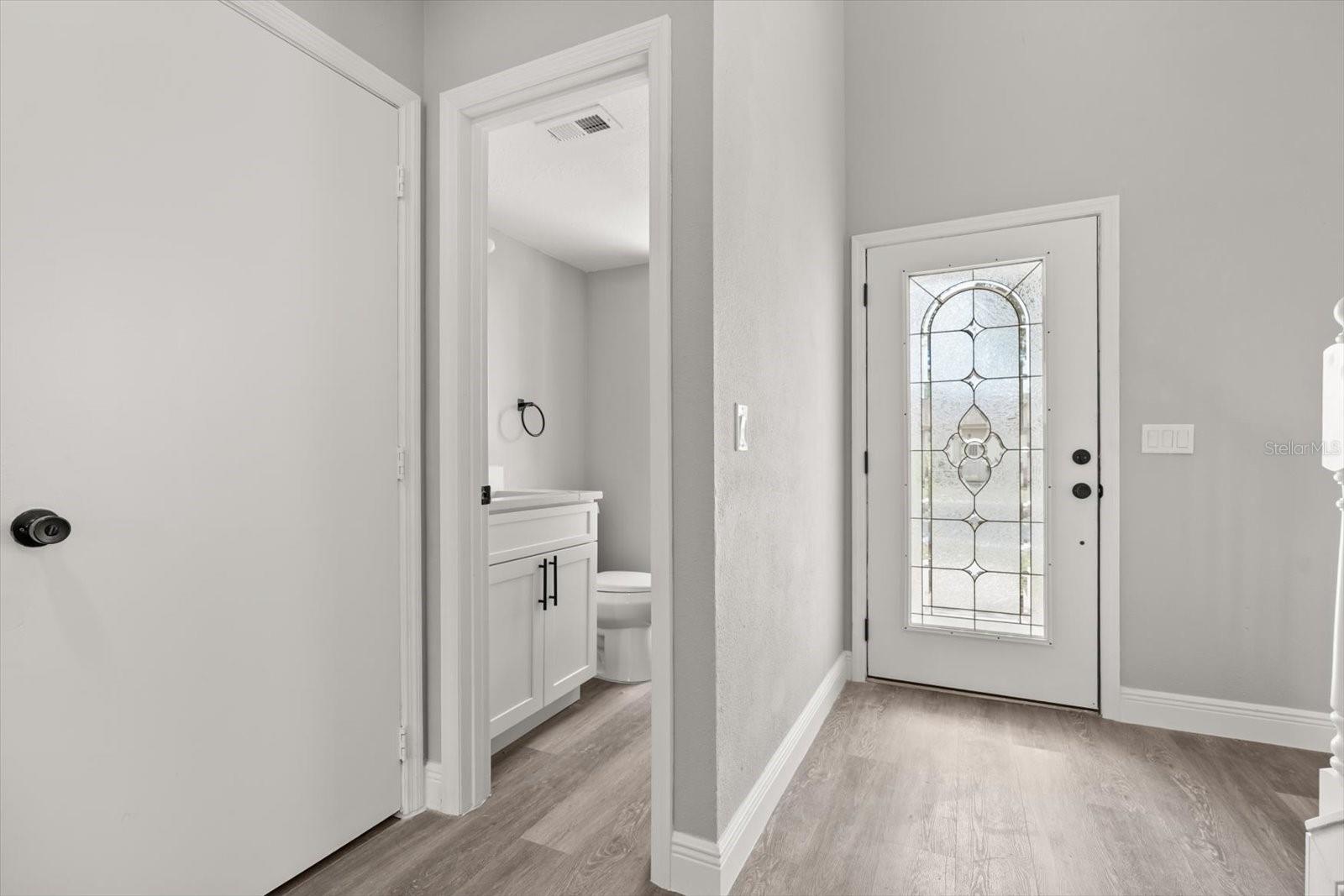 Image 18 of 46 For 2421 Deermeadow Drive