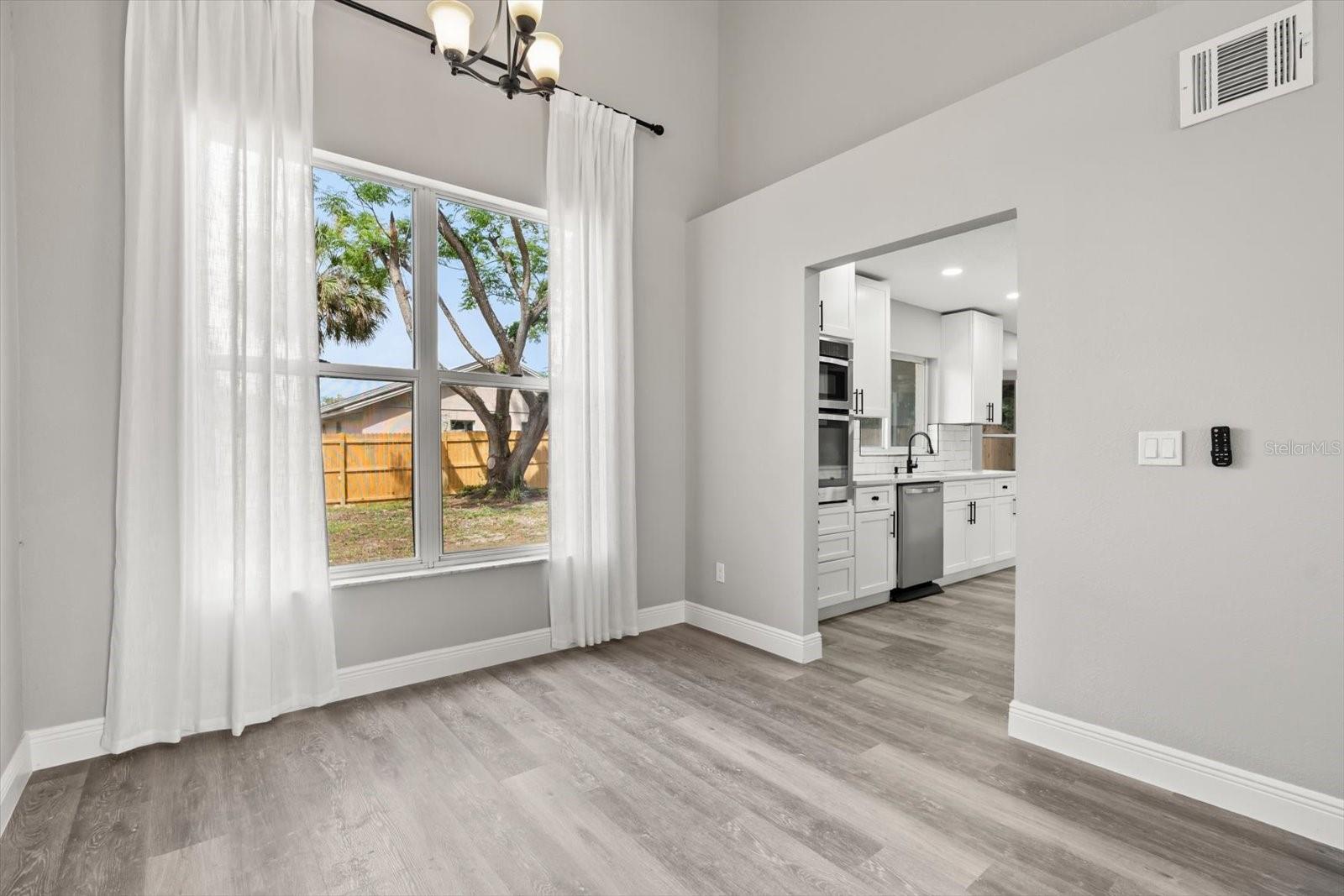 Image 21 of 46 For 2421 Deermeadow Drive