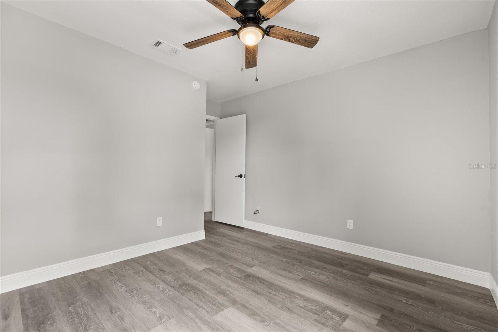 Image 31 of 46 For 2421 Deermeadow Drive
