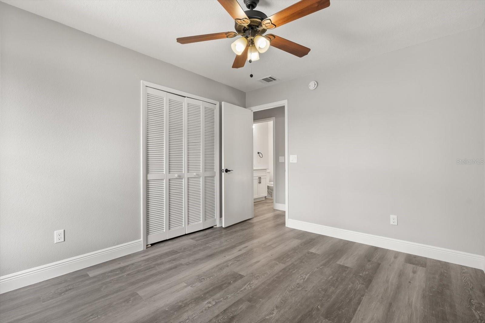 Image 37 of 46 For 2421 Deermeadow Drive