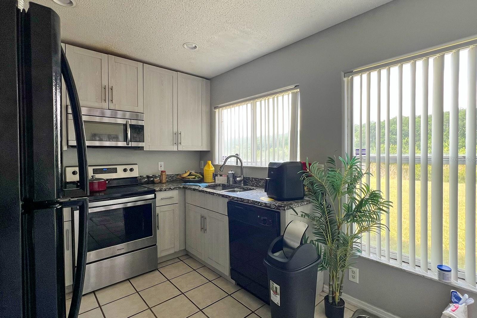 Image 14 of 38 For 13300 Fairway Glen Drive 103