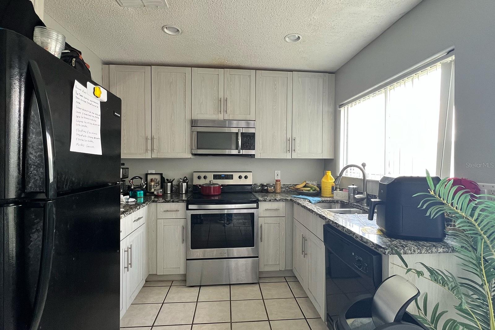 Image 17 of 38 For 13300 Fairway Glen Drive 103