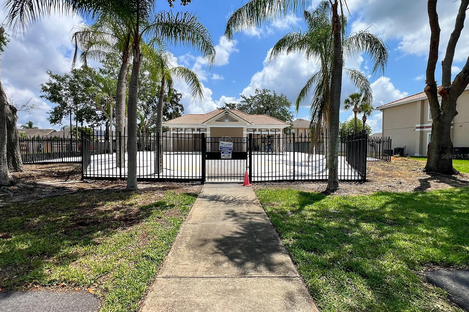 Image 34 of 38 For 13300 Fairway Glen Drive 103
