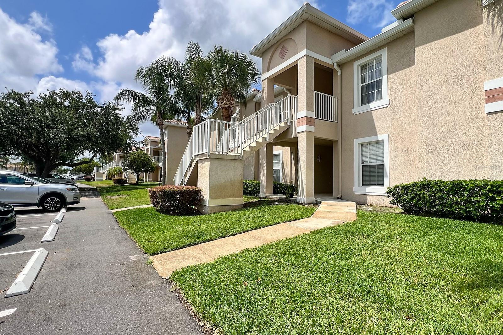 Image 5 of 38 For 13300 Fairway Glen Drive 103