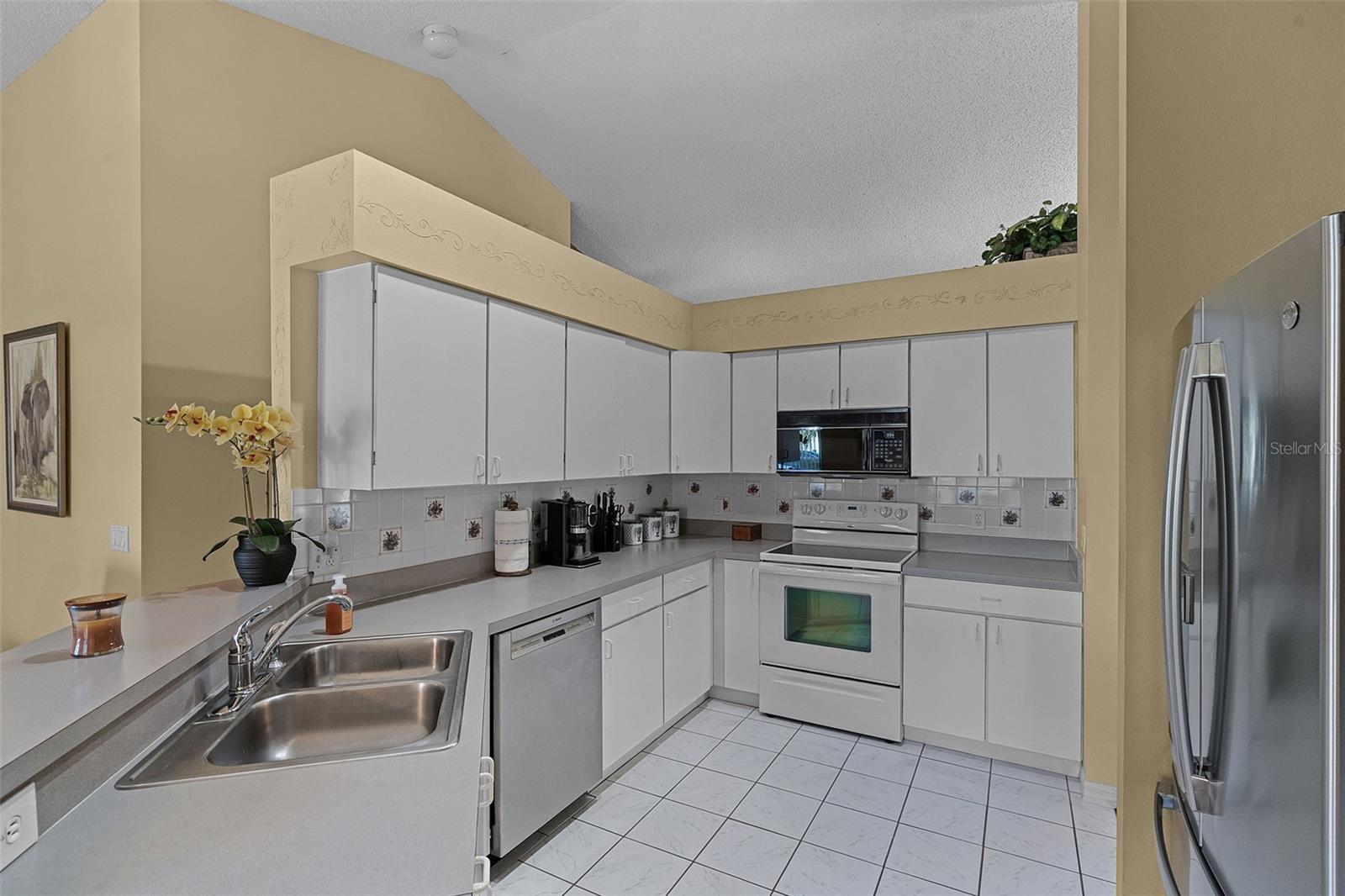 Image 14 of 33 For 11730 Kennington Court