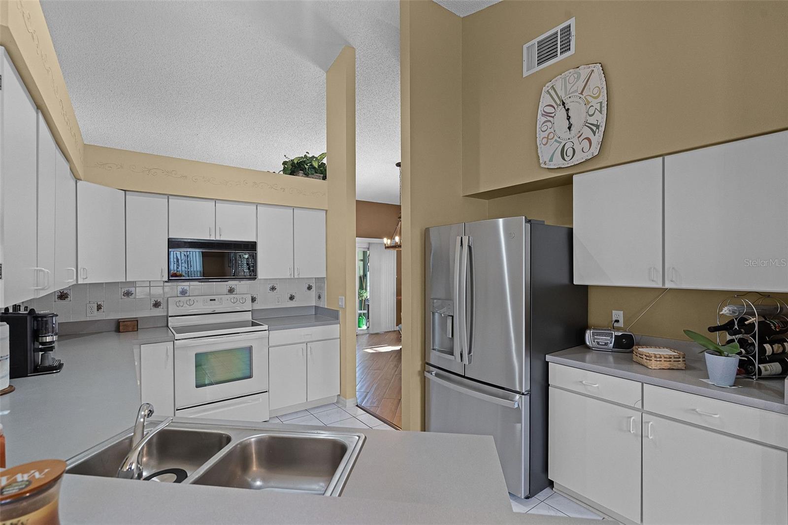 Image 15 of 33 For 11730 Kennington Court