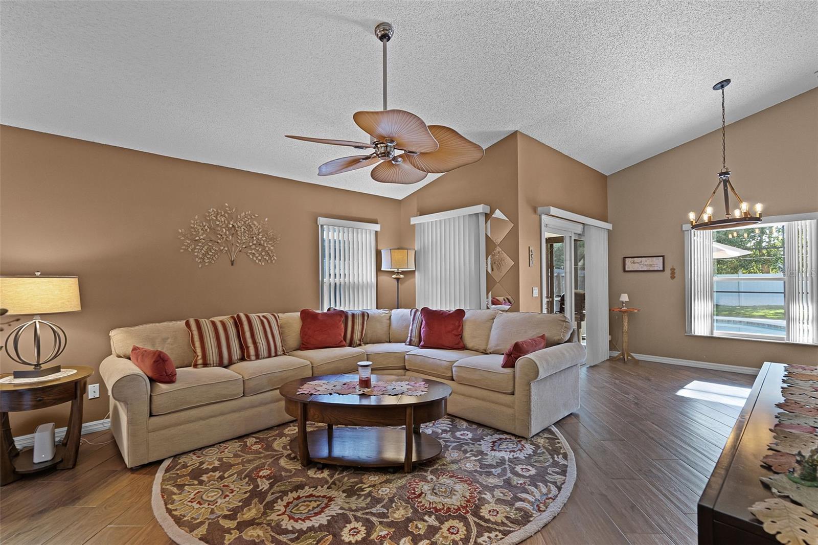 Image 5 of 33 For 11730 Kennington Court
