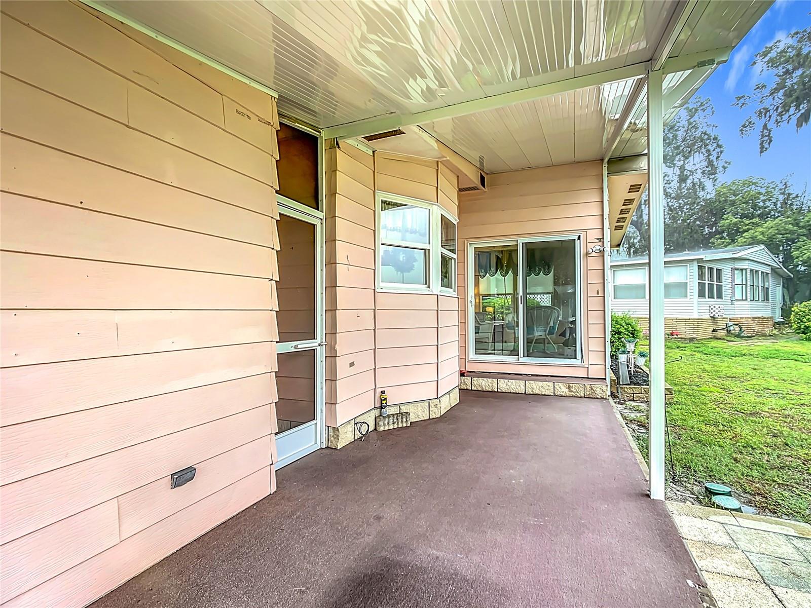 Image 33 of 52 For 6044 Grand Oaks Drive Se