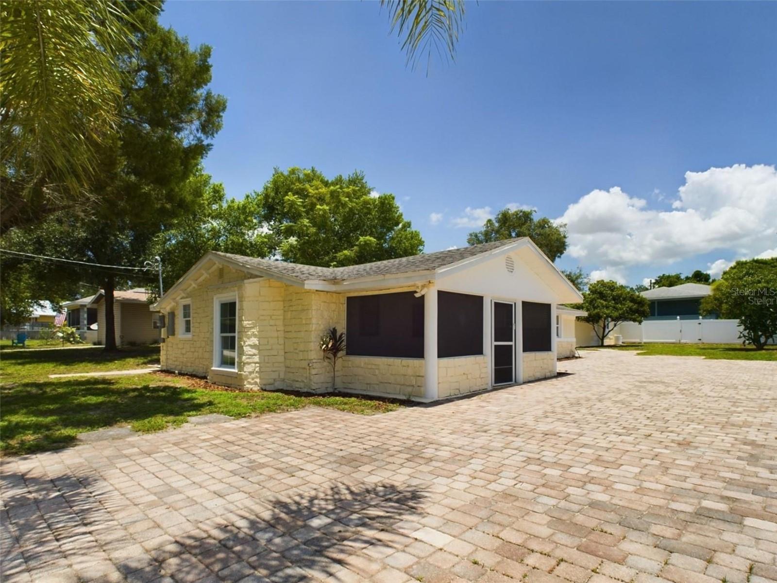 Details for 617 Lime Street, AUBURNDALE, FL 33823