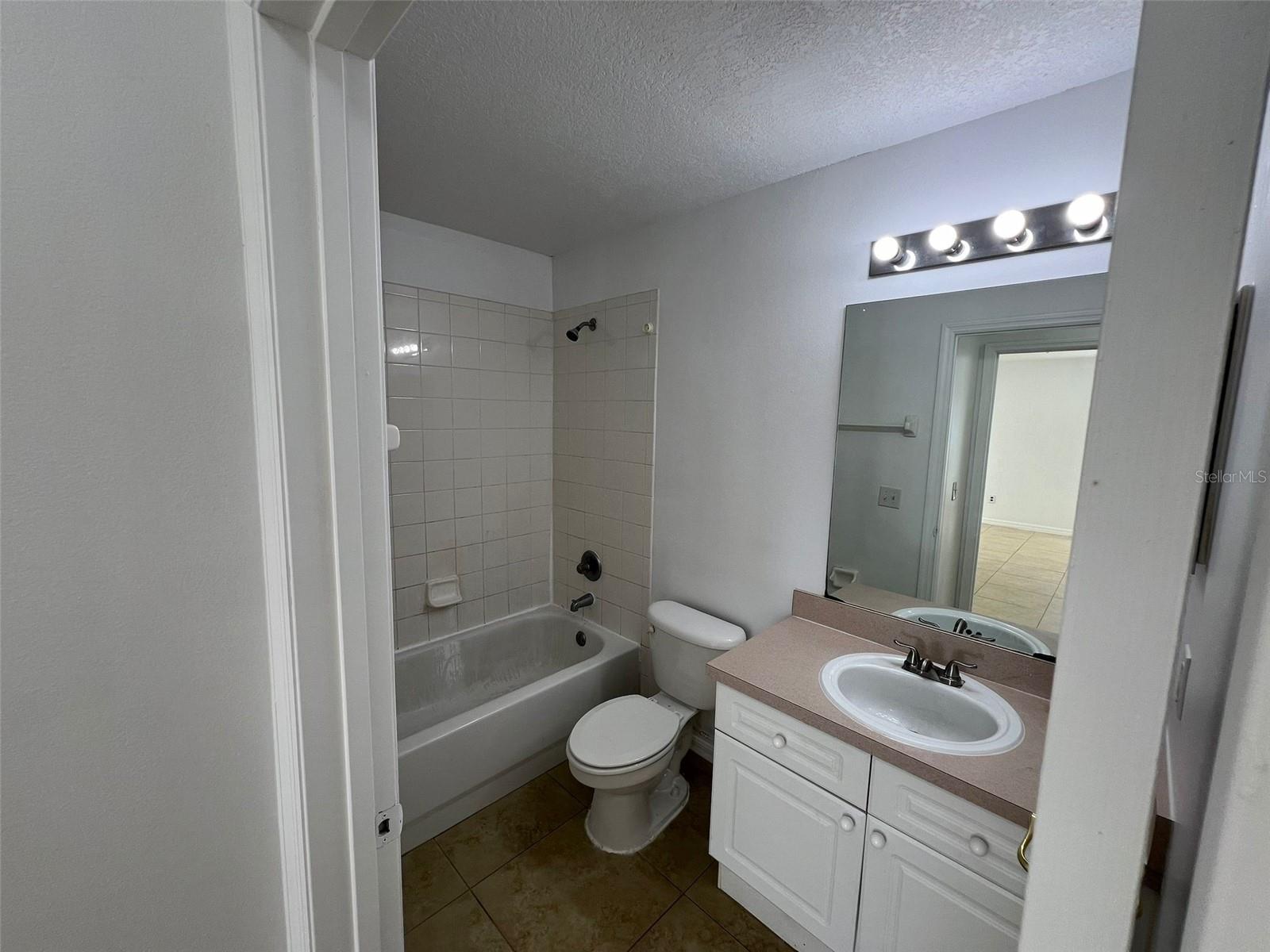 Image 11 of 15 For 316 Mango Drive B