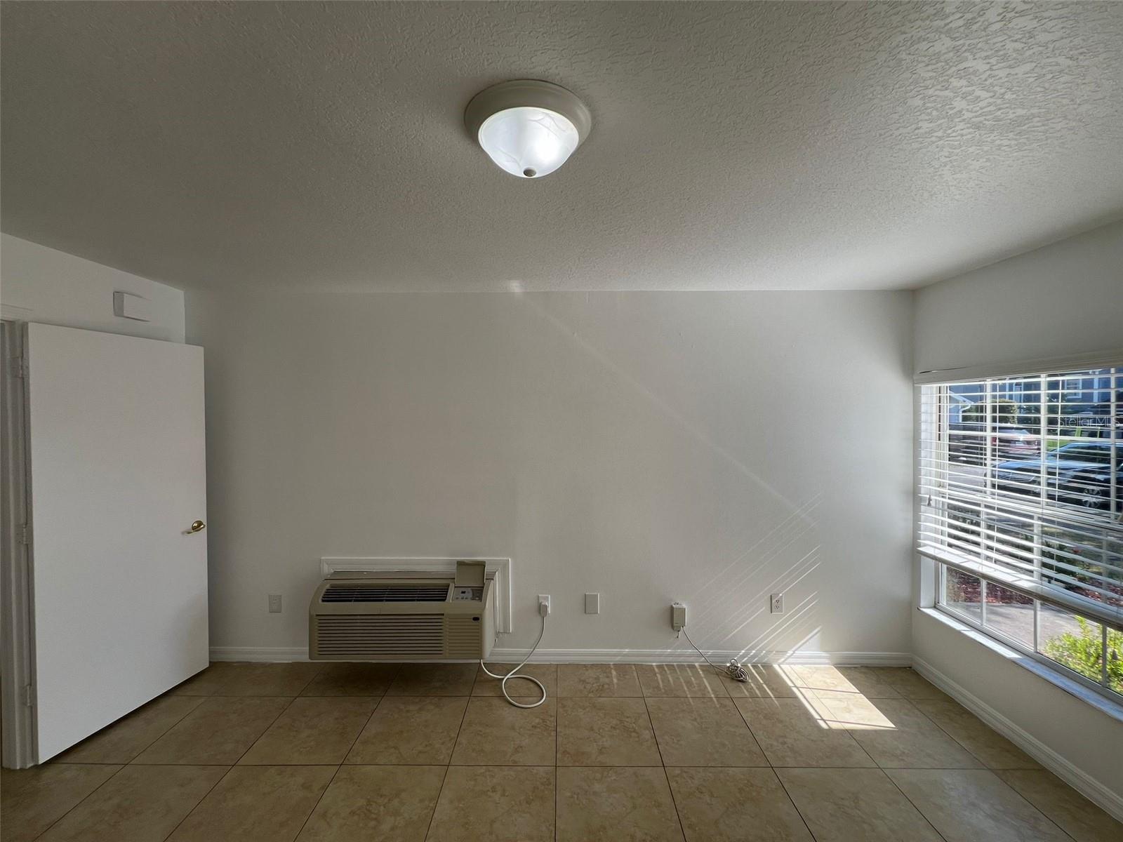 Image 9 of 15 For 316 Mango Drive B