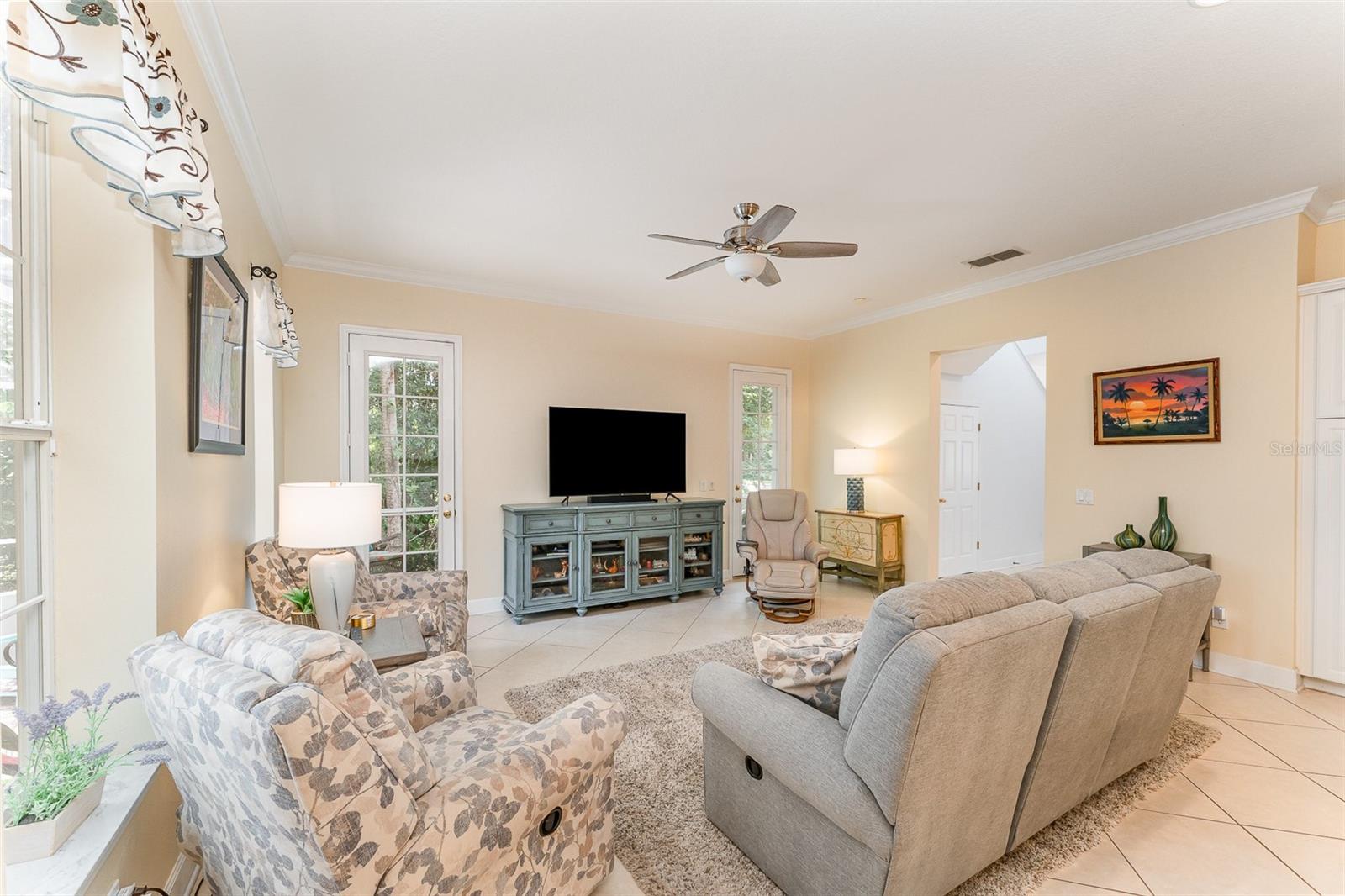 Image 10 of 43 For 1321 Artisan Avenue E