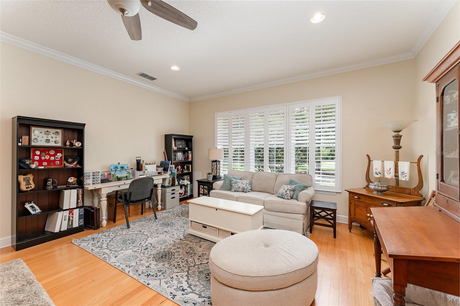 Image 15 of 43 For 1321 Artisan Avenue E